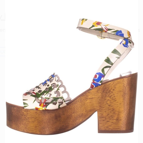 Tory Burch Sandal - Picture 3 of 8